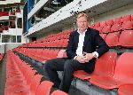 Eindhoven, 11 Mei 2006 Ronald koeman, de nieuwe trainer van landskampioen PSV in het stadion