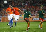 Zaterdag, 27 Mei 2006 Vriendschappelijke interland op weg naar het WK 2006 Nederland-Kameroen, eindstand 1-0
Ruud v Nistelrooy
© Edwin van Zandvoort