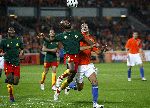 Zaterdag, 27 Mei 2006 Vriendschappelijke interland op weg naar het WK 2006 Nederland-Kameroen, eindstand 1-0
Ruud v Nistelrooy
© Edwin van Zandvoort