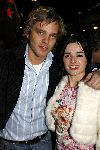 Amsterdam 7 maart 2006
Premiere ik omhels je met 1000 armen in Pathe arena.
Katarina Justic met Sander Foppele