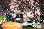 Eindhoven, 10 Mei 2006 Finale UEFA Cup Seizoen 2005/2006 tussen Middlesbrough FC-FC Sevilla, eindstand 0-4
Blijdschap bij de selektie van FC Sevilla
© Edwin van Zandvoort