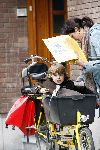 Amsterdam 20 april 2006
Susan Visser met  zoontje in bakfiets
