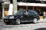 Amsterdam 2 mei 2006
tatjana met haar nieuwe Range Rover Jeep op de Beethovenstraat