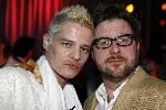 Amsterdam 7 maart 2006
Premiere ik omhels je met 1000 armen in Pathe arena.
Tygo Gernandt met een regisseur