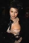 Amsterdam 9 maart 2006
Premiere van de met een oscar bekroonde film Tostsi.
Aanwezig ook regisseur Gavin Hood en acteur Presley Chweneyagae. Victoria Koblenko met hoedje