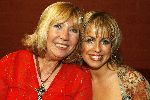 Hilversum 12 mei 2006
Presentatie cd van barbara Lok.
barbara met haar stiefmoeder Willeke Alberti