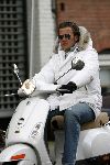 Amsterdam 4 maart 2006
Winston Gerschtanowitz op vespa scooter met zonnebril