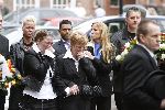 Utrecht 14 april 2006
Begrafenis Wout v Dodeweerd.
Vrouw van wout en zijn kinderen