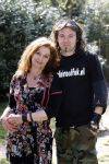 Bosch en Duin 11 april 2007
Belinda Meuldijk en haar verloofde Thierry Duval met hun honden.