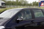 Weesp 9 mei 2007
Chiel Beelen achter het stuur terwijl hij zijn rijbewijs kwijt is.