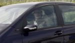 Weesp 9 mei 2007
Chiel Beelen achter het stuur terwijl hij zijn rijbewijs kwijt is.