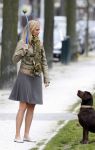 Amsterdam 10 april 2007
Ellemieke Vermolen met haar hond Bo aa het wandelen.