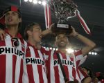 Eindhoven, 1 Mei 2007 Huldiging Selektie van PSV in het PSV-stadion 2 dagen nadat zij voor de 20e maal kampioen zijn geworden van Nederland
Gomes met Jan Kromkamp en Manuel Da Costa