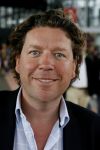 Rotterdam 7 april 2007
Premiere K3 in ahoy. Henkjan Smits met zonnebril en gezin