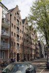 Amsterdam 24 april 2007
Jeroen Pauw met zijn vriendin op zijn woonboot en daarna bij zijn nieuwe huis