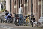 Amsterdam 24 april 2007
Jeroen Pauw met zijn vriendin op zijn woonboot en daarna bij zijn nieuwe huis