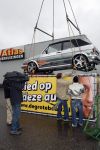 Schiphol 7 mei 2007
Jody Bernal zijn gepimpte wagen wordt omhoog getakeld aan de A4 ivm autoprogramma Pimp up my car.