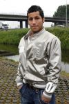 Schiphol 7 mei 2007
Jody Bernal zijn gepimpte wagen wordt omhoog getakeld aan de A4 ivm autoprogramma Pimp up my car.