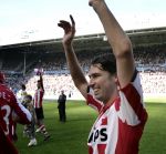 Eindhoven, 29 April 2007 Kampioenswestrijd PSV-Vitesse, eindstand 5-1
Seizoen 2006/2007 Onverwachts landskampioenschap voor PSV doordat de concurrent AZ verloor en Ajax een doelpunt tekort kwam
John de Jong