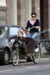 Amstedam 29 april 2007
Kim v Kooten met zoontje in de bakfiets.