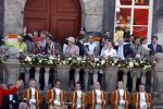 Woudrichem Den Bosch 30 april 2007
Koningin Beatrix Prins Willem Alexander Prins Friso mabel Wisse Smit Prins Constantijn Prinses Laurentien Prinses Margriet Pieter v Vollenhoven Prins Maurits Prinses Marilene Prins Bernhard jr Prinses Annette Prins Pieter Christiaan Prinses  Anita Prins Floris en Prinses Aimee koninginnedag 2007.