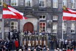Woudrichem Den Bosch 30 april 2007
Koningin Beatrix Prins Willem Alexander Prins Friso mabel Wisse Smit Prins Constantijn Prinses Laurentien Prinses Margriet Pieter v Vollenhoven Prins Maurits Prinses Marilene Prins Bernhard jr Prinses Annette Prins Pieter Christiaan Prinses  Anita Prins Floris en Prinses Aimee koninginnedag 2007.
