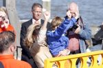 Woudrichem Den Bosch 30 april 2007
Koningin Beatrix Prins Willem Alexander Prins Friso mabel Wisse Smit Prins Constantijn Prinses Laurentien Prinses Margriet Pieter v Vollenhoven Prins Maurits Prinses Marilene Prins Bernhard jr Prinses Annette Prins Pieter Christiaan Prinses  Anita Prins Floris en Prinses Aimee koninginnedag 2007.