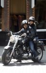 Amsterdam 5 mei 2007
Steve te Pas en zijn vrouw Maria Kooistra op harley Davidson op de cornelis schuytstraat.