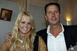 Amersfoort 29 mei 2007
Tros zomerfeesten op plein in amersfoort. Monique Smit met vader Ruud
Peter Smulders bv
