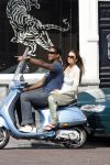 Amstedam 25 april 2007
Patrick Kluivert met fuck the paparazzi t shirt en zijn zwangere vriendin Rossana Lima op vespa scooter door amsterdam.