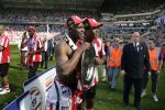 Eindhoven, 29 April 2007 Kampioenswestrijd PSV-Vitesse, eindstand 5-1
Seizoen 2006/2007 Onverwachts landskampioenschap voor PSV doordat de concurrent AZ verloor en Ajax een doelpunt tekort kwam
Patrick Kluivert en Arouna Kone met de kampioensschaal