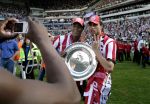 Eindhoven, 29 April 2007 Kampioenswestrijd PSV-Vitesse, eindstand 5-1
Seizoen 2006/2007 Onverwachts landskampioenschap voor PSV doordat de concurrent AZ verloor en Ajax een doelpunt tekort kwam
Patrick Kluivert