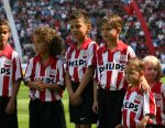 Eindhoven, 29 April 2007 Kampioenswestrijd PSV-Vitesse, eindstand 5-1
Seizoen 2006/2007 Onverwachts landskampioenschap voor PSV doordat de concurrent AZ verloor en Ajax een doelpunt tekort kwam.
Kinderen van Patrick kluivert en het zoontje van zijn vriendin Rosanna Lima