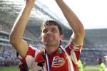 Eindhoven, 29 April 2007 Kampioenswestrijd PSV-Vitesse, eindstand 5-1
Seizoen 2006/2007 Onverwachts landskampioenschap voor PSV doordat de concurrent AZ verloor en Ajax een doelpunt tekort kwam
PSV-aanvoerder Phillip Cocu is blij
Dit was officieel zijn laatste wedstrijd voor PSV