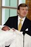 Den Haag 11 april 2007
Prins Willem Alexander toont zijn derde dochter Prinses... aan de pers in het bronovo ziekenhuis.