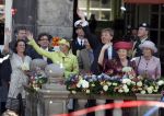 Woudrichem Den Bosch 30 april 2007
Koningin Beatrix Prins Willem Alexander Prins Friso mabel Wisse Smit Prins Constantijn Prinses Laurentien Prinses Margriet Pieter v Vollenhoven Prins Maurits Prinses Marilene Prins Bernhard jr Prinses Annette Prins Pieter Christiaan Prinses  Anita Prins Floris en Prinses Aimee koninginnedag 2007.