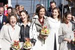 Woudrichem Den Bosch 30 april 2007
Koningin Beatrix Prins Willem Alexander Prins Friso mabel Wisse Smit Prins Constantijn Prinses Laurentien Prinses Margriet Pieter v Vollenhoven Prins Maurits Prinses Marilene Prins Bernhard jr Prinses Annette Prins Pieter Christiaan Prinses  Anita Prins Floris en Prinses Aimee koninginnedag 2007
