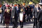 Woudrichem Den Bosch 30 april 2007
Koningin Beatrix Prins Willem Alexander Prins Friso mabel Wisse Smit Prins Constantijn Prinses Laurentien Prinses Margriet Pieter v Vollenhoven Prins Maurits Prinses Marilene Prins Bernhard jr Prinses Annette Prins Pieter Christiaan Prinses  Anita Prins Floris en Prinses Aimee koninginnedag 2007
