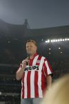 Eindhoven, 1 Mei 2007 Hulding Selektie van PSV in het PSV-stadion 2 dagen nadat zij voor de 20e maal kampioen zijn geworden van Nederland
Trainer Ronald Koeman kreeg veel bijval van de 35000 toeschouwers