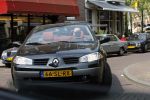 Amsterdam 25 april 2007
Tjeerd Oosterhuis in zijn renault cabrio.