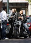 Amsterdam 5 mei 2007
Steve te Pas en zijn vrouw Maria Kooistra op harley Davidson op de cornelis schuytstraat.