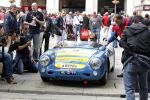 Brescia 6 mei 2010
Mille Miglia in brescia. Arie Luyendijk met speciale Indy 500 ring rijden in porsche spyder van State of art.
Peter Smulders bv