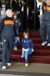 Noordwijk en Schiphol 19 mei 2010
Vertrek Nederlands elftal met vrouwen en kinderen naar Oostenrijk voor trainingskamp ivm WK voetbal. Bert v Marwijk met vrouw en dochter Andra en kleinkinderen
Peter Smulders bv