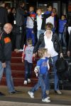 Noordwijk en Schiphol 19 mei 2010
Vertrek Nederlands elftal met vrouwen en kinderen naar Oostenrijk voor trainingskamp ivm WK voetbal. Cees Jansma met vrouw en kinderen
Peter Smulders bv
