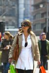 Amsterdam, 10 Mei 2010 
Cora van Mora ( Juliï¿½tte de Wijn ) in een nieuwe outfit op en rondom de grachten van Amsterdam gespot.
Foto Peter Smulders BV