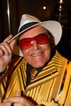 Weert, 19 April 2010
Johnny Hoes 93 jaar Feest bij Golden Tulip Hotel
Met veel bekende Nederlandstalige artiesten
Eddy Wally
Foto Peter Smulders