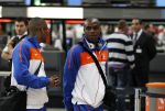 Noordwijk en Schiphol 19 mei 2010
Vertrek Nederlands elftal met vrouwen en kinderen naar Oostenrijk voor trainingskamp ivm WK voetbal. Edson Braafheid
Peter Smulders bv