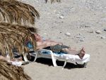 Ibiza 1 mei 2010
Erik de Zwat en zijn vrouw en dochters samen op vakantie met Wessel van Diepen en Daphne Bunskoek en dochter India. Ze verblijven in het prachtige huis van Erik.
Peter Smulders bv