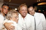 Amsterdam 22 mei 2010
Toppers in de arena met Rene Froger Gerard Joling Jeroen v d Boom en Gordon. Gorodn met moeder en vriend
Peter Smulders bv