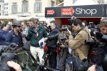 Brescia 6 mei 2010
Mille Miglia in brescia. Jamiroquai rijdt de Mille miglia in een bijzendere maserati
Peter Smulders bv
